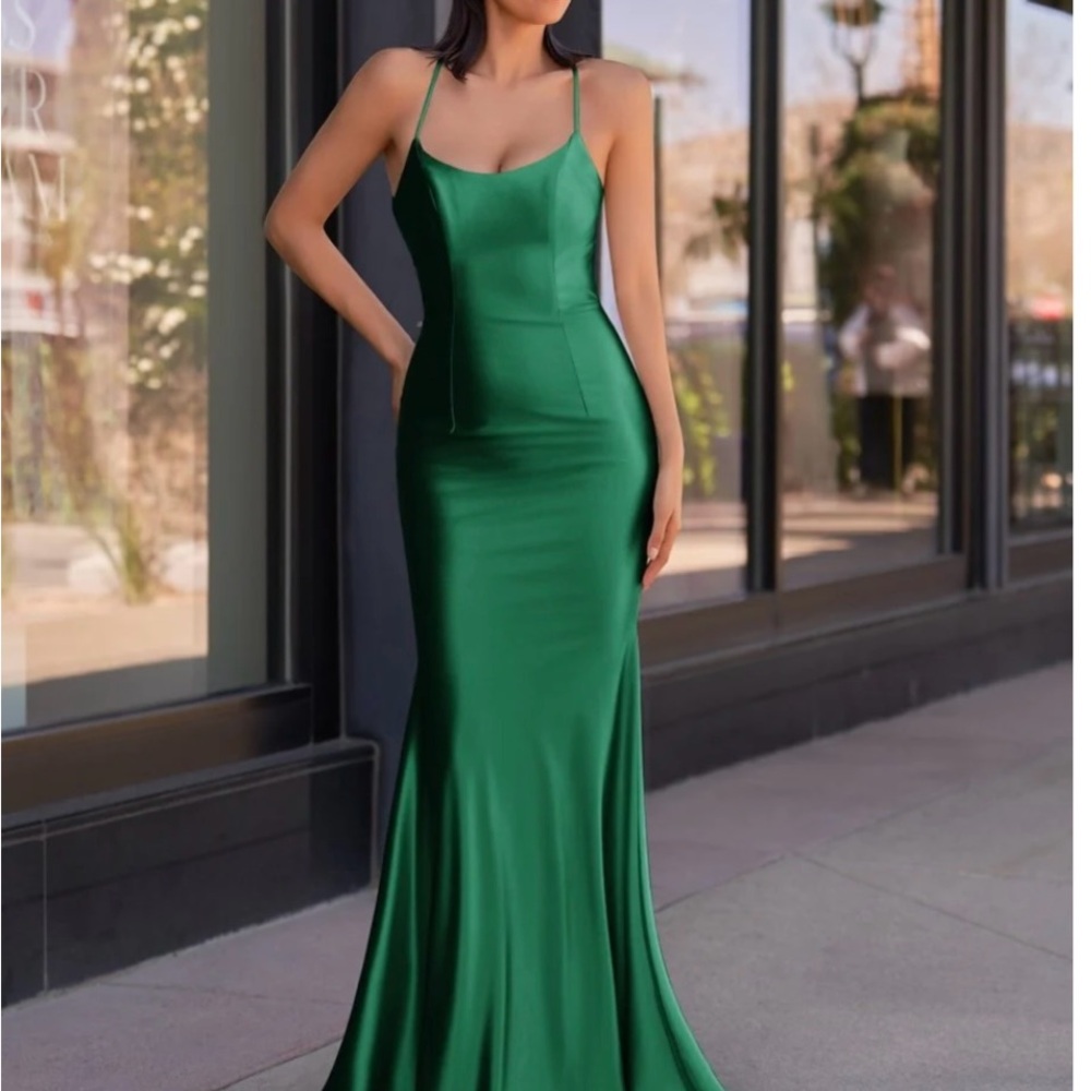 Faviana Emerald Green Maxi Dress